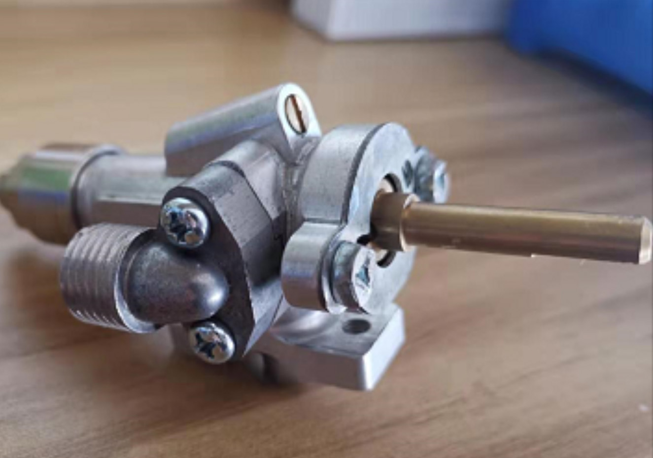 T200 Gas Tap